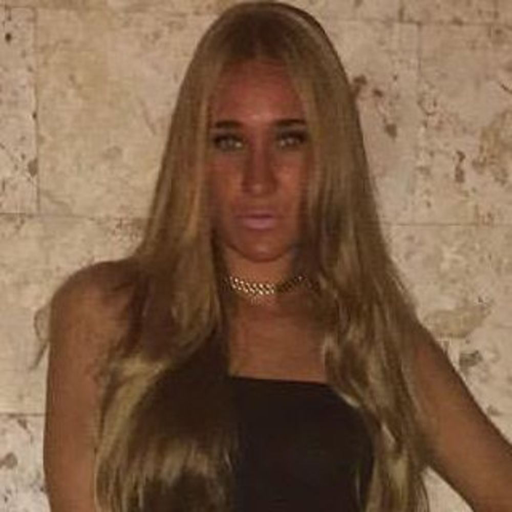 Meet your Posher, Alex